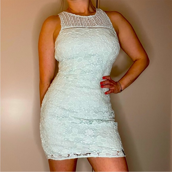 A&F Lace Summer Dress - Picture 1 of 9